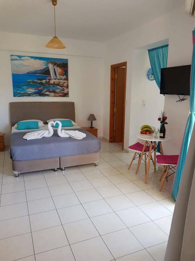 Vrisi Apartments & Villa ปิตซีเดีย ภายนอก รูปภาพ