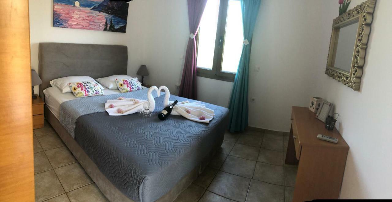 Vrisi Apartments & Villa ปิตซีเดีย ภายนอก รูปภาพ